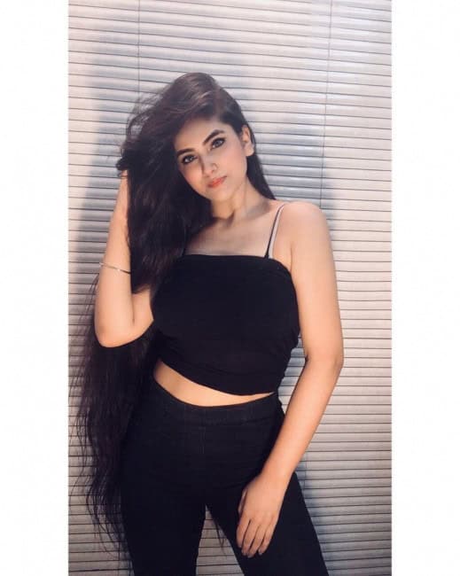 kanchan Delhi escort in Chanakyapuri